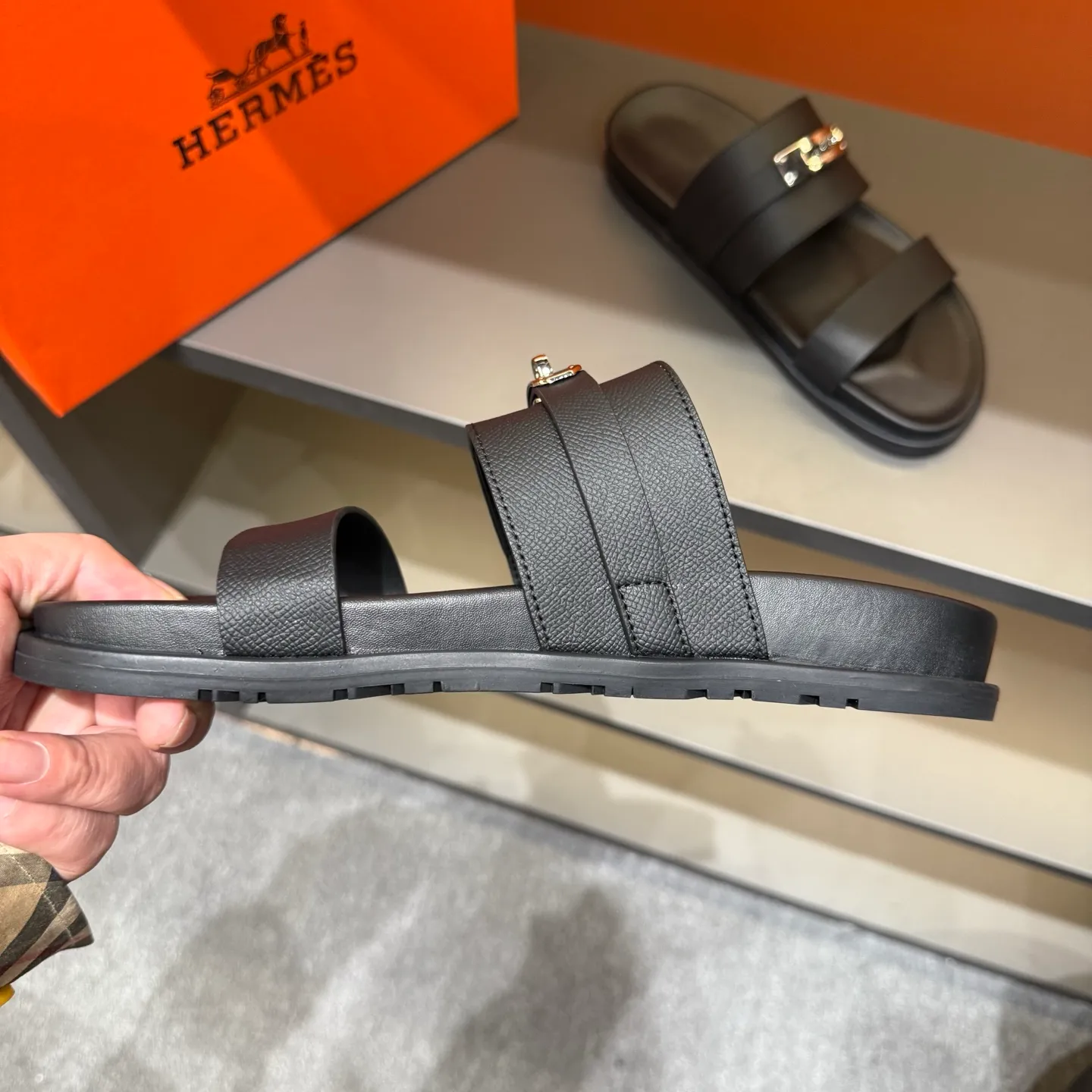 Men's shoes 💰300, size 38-45, the new 2014 summer Hermes shoes are the same as the original ones, handmade by masters! ❥High-end customization, exclusive products, the highest version in the industry⚠❥Using: Hermers upper: (pursuing top walking comfort) ✨Top quality on sale━━━━Hermes━━━━━